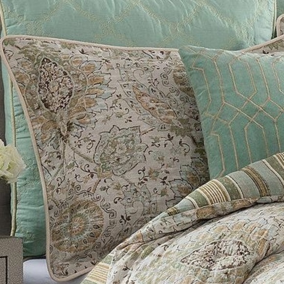 Savannah Home Other - NWOT Savannah Home KING Pillow Sham Set Two